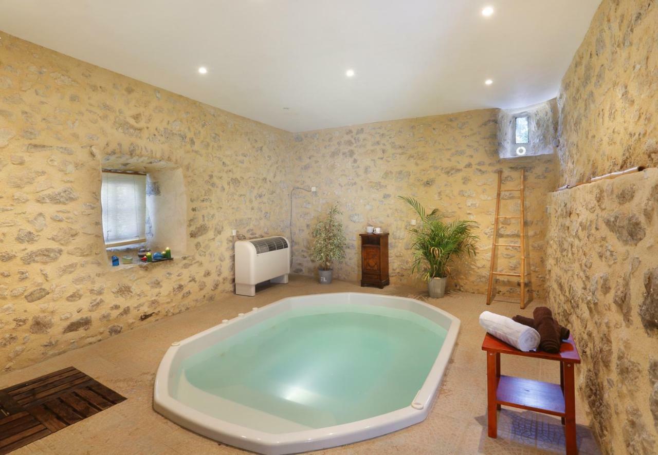 Chateau De Montfroc Bed & Breakfast Eksteriør bilde